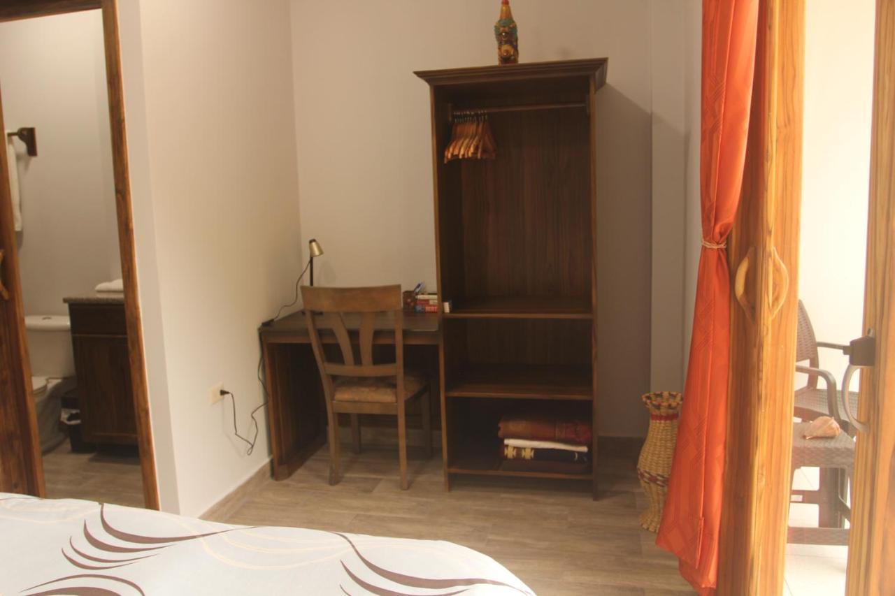 El Ocaso Oceanfront Apartment Каноа Экстерьер фото
